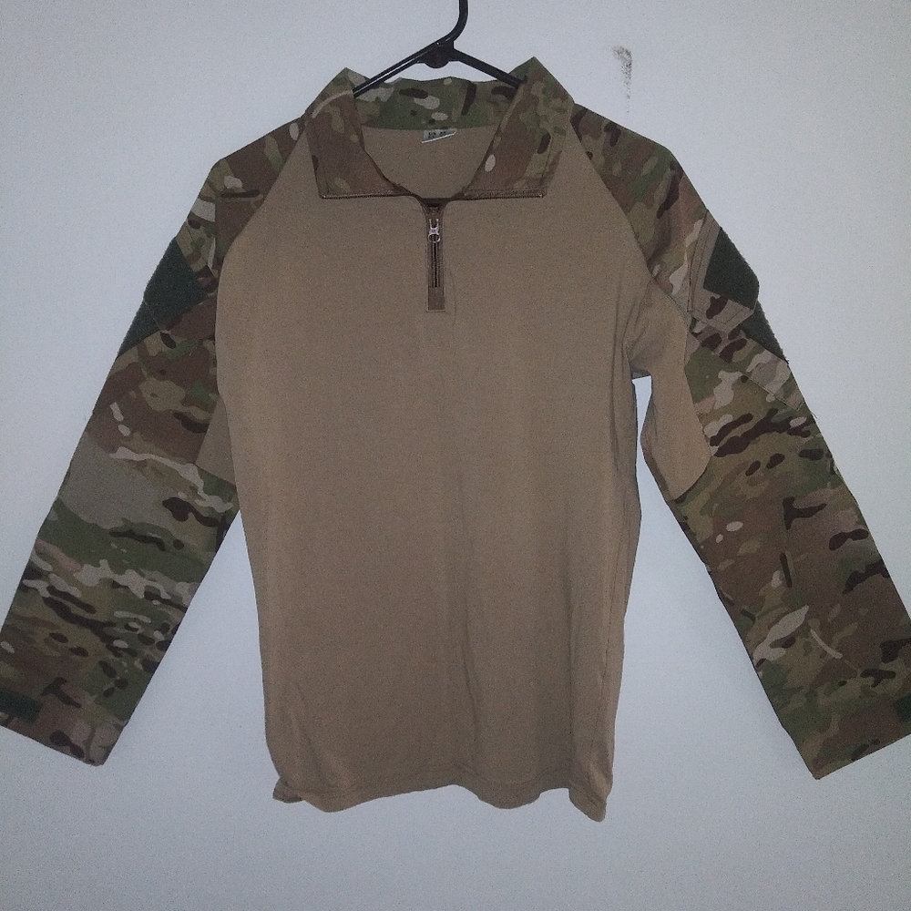 Camo pullover